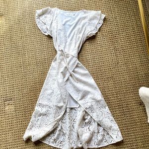 Chic White Lace Lined Wrap Dress- so flattering!